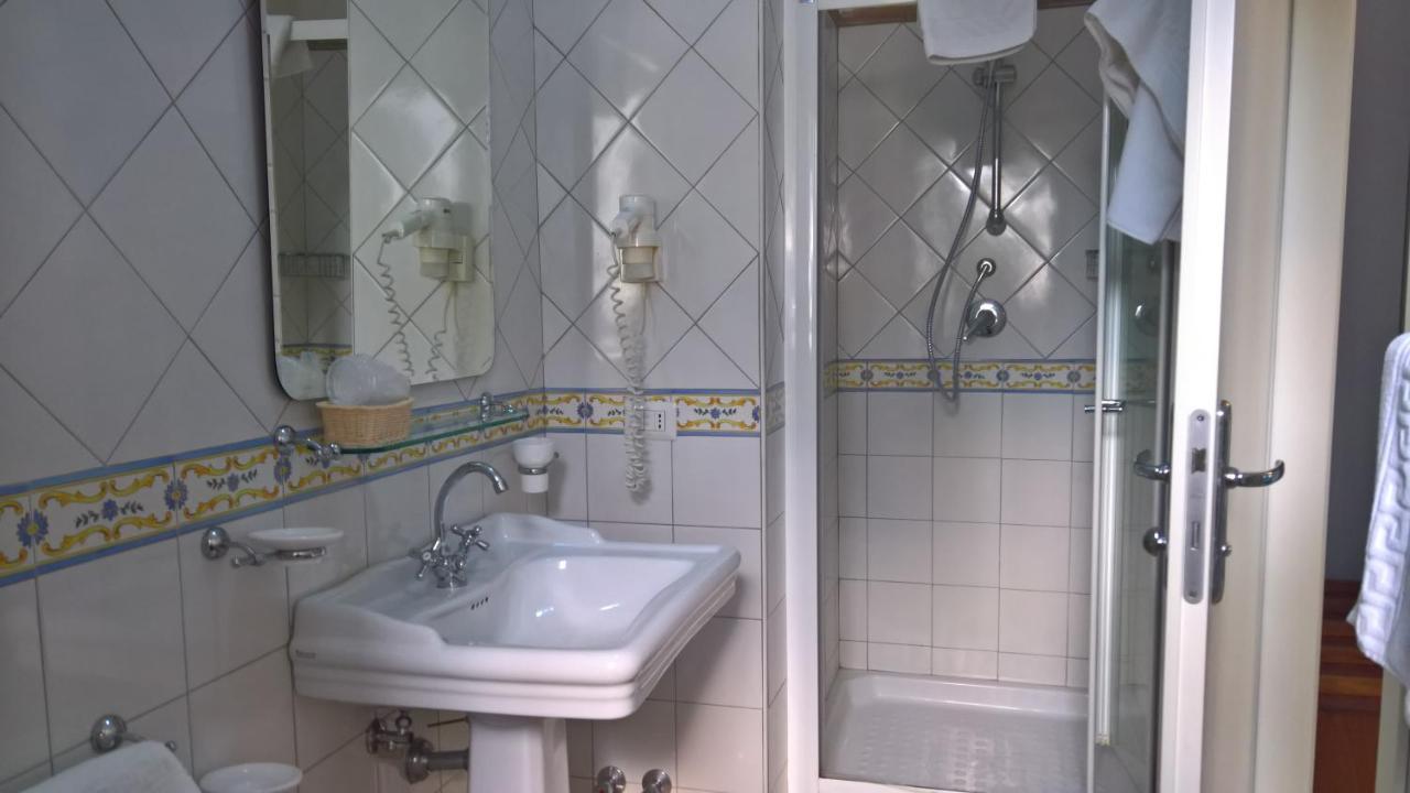 Hotel Cala Del Citro Маратеа Екстериор снимка